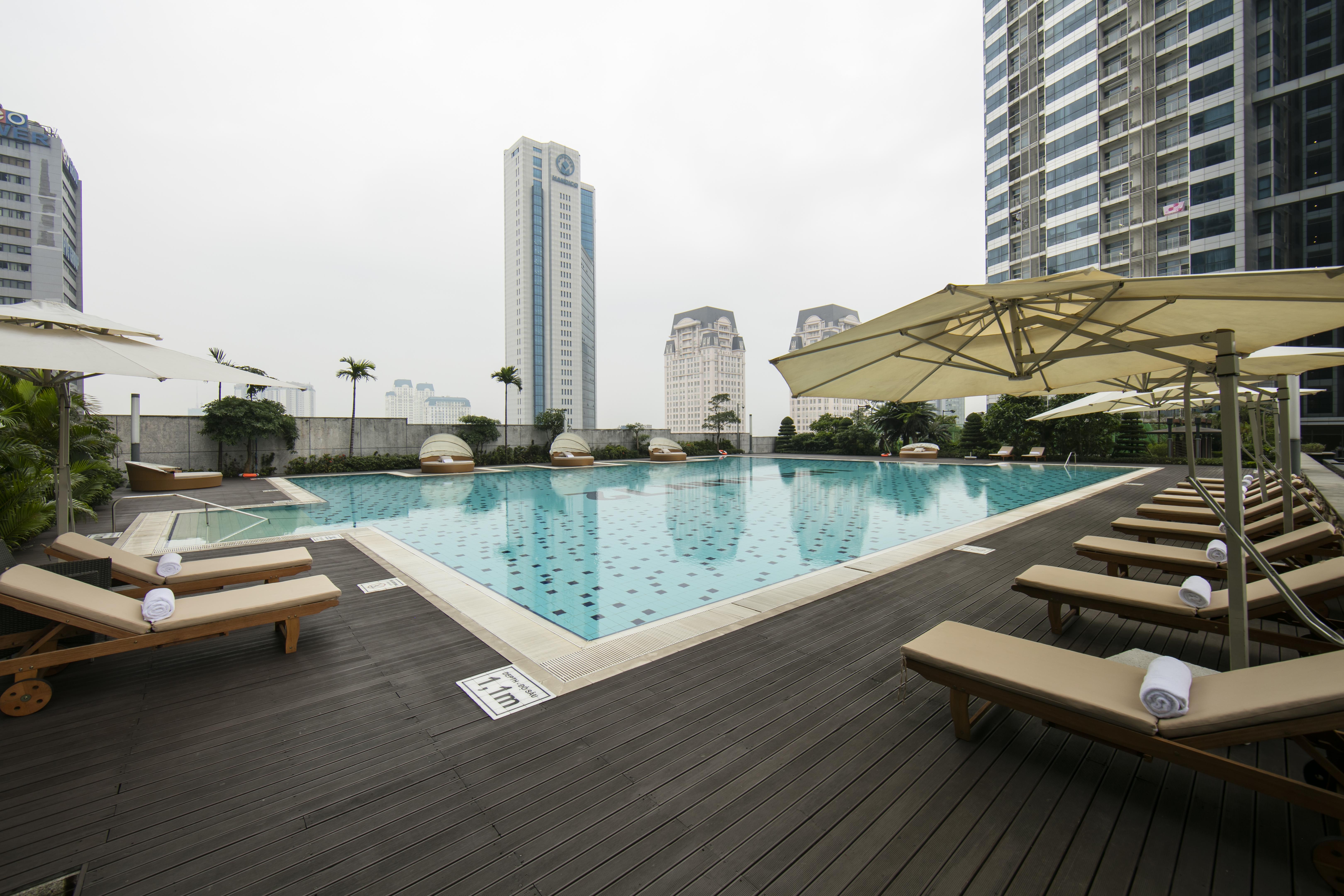 คาลิดาส แลนด์มาร์ค72 รอยัล เรซิเดนซ์ ฮานอย Hotel ภายนอก รูปภาพ