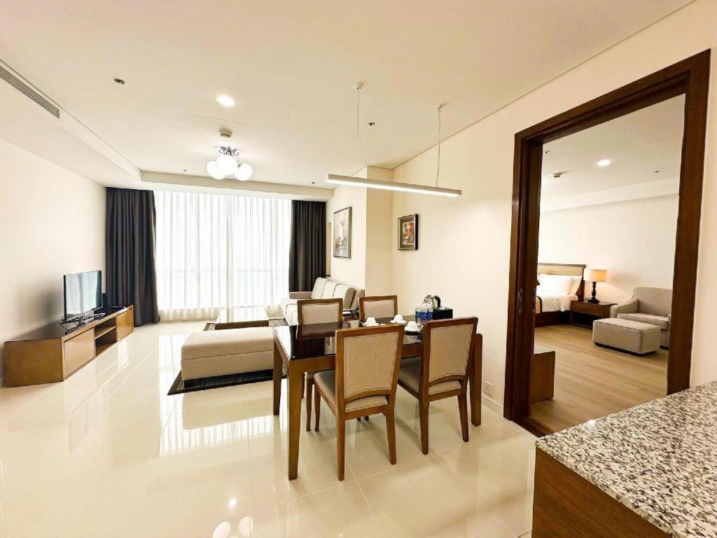 คาลิดาส แลนด์มาร์ค72 รอยัล เรซิเดนซ์ ฮานอย Hotel ภายนอก รูปภาพ