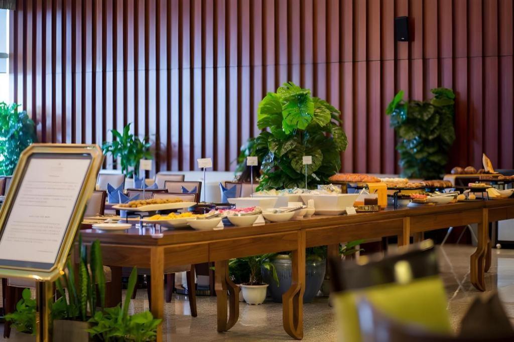 คาลิดาส แลนด์มาร์ค72 รอยัล เรซิเดนซ์ ฮานอย Hotel ภายนอก รูปภาพ