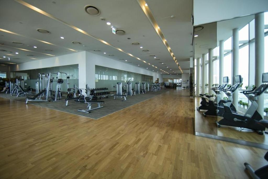คาลิดาส แลนด์มาร์ค72 รอยัล เรซิเดนซ์ ฮานอย Hotel ภายนอก รูปภาพ