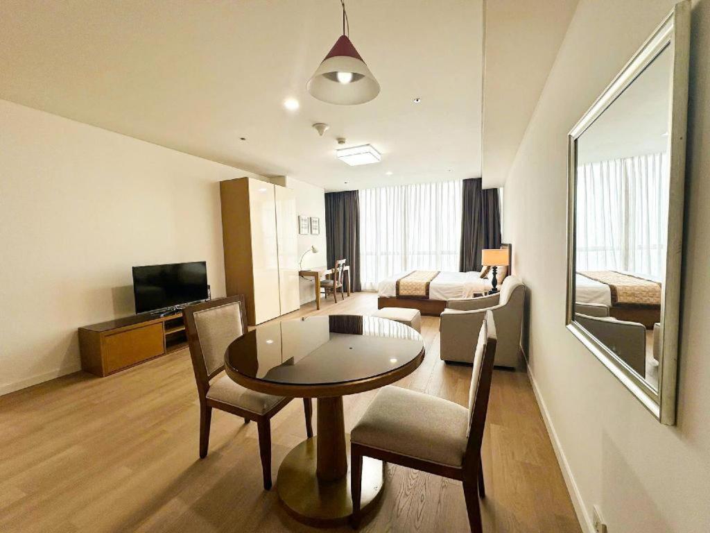คาลิดาส แลนด์มาร์ค72 รอยัล เรซิเดนซ์ ฮานอย Hotel ภายนอก รูปภาพ